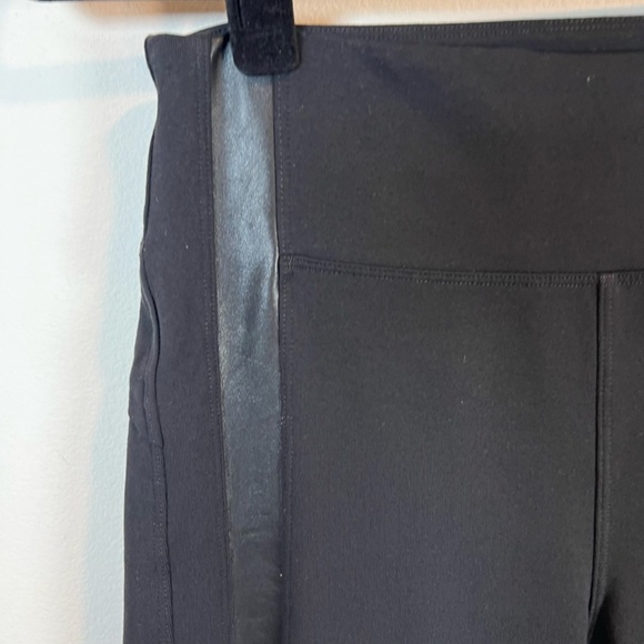 Athleta Womens Mid Rise Flat Iron Tux Leggings Black Moto Zip Pockets Stretch XS - Picture 3 of 11